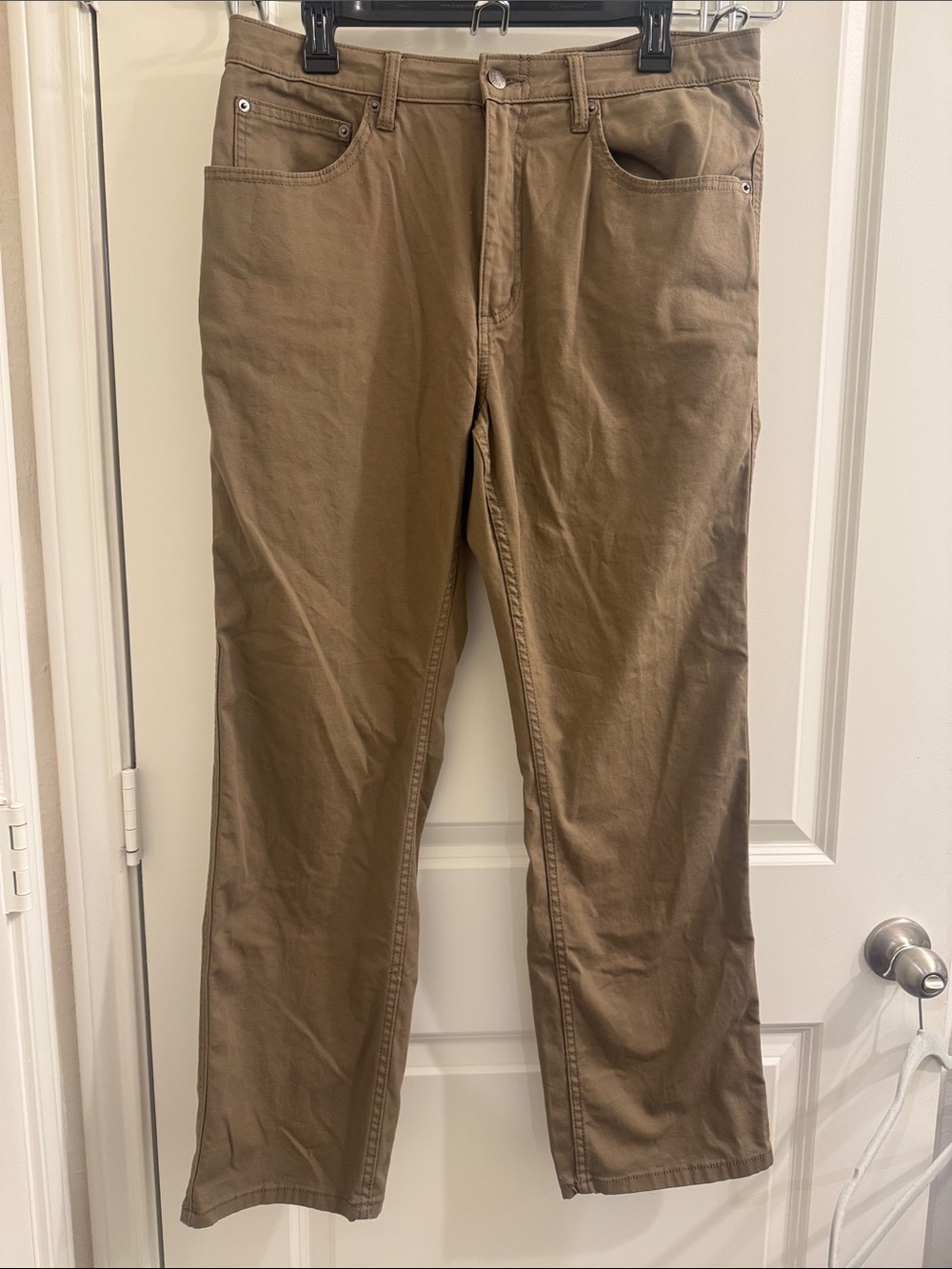 Magellan Outdoors Tan Men's Chino Pants